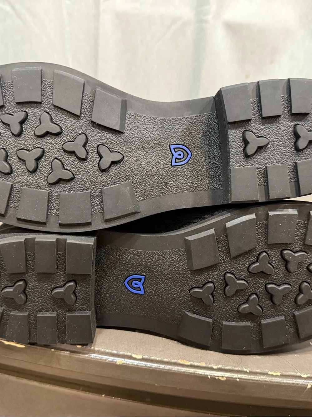 Rothys excellent used